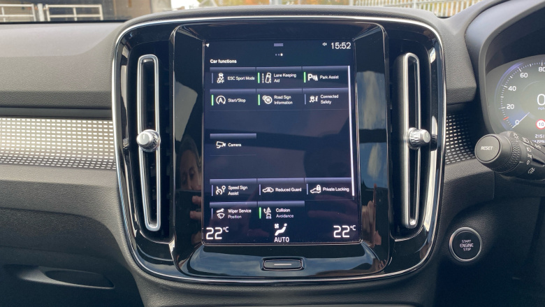 Volvo Xc40 2.0 B4P R DESIGN 5dr Auto Petrol Estate